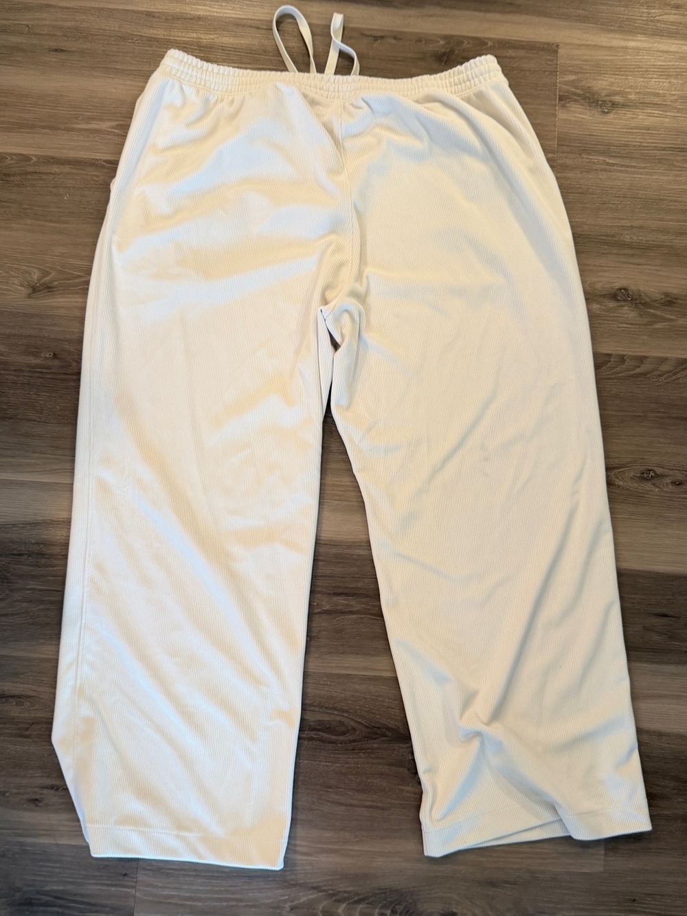 Abercrombie YPB Soft Pant Cream - Picture 3 of 4